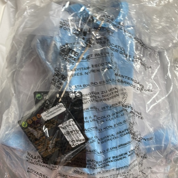 24HR DROP ⬇️ Sug Loungefly Cinderella Castle Backpack - Picture 2 of 2